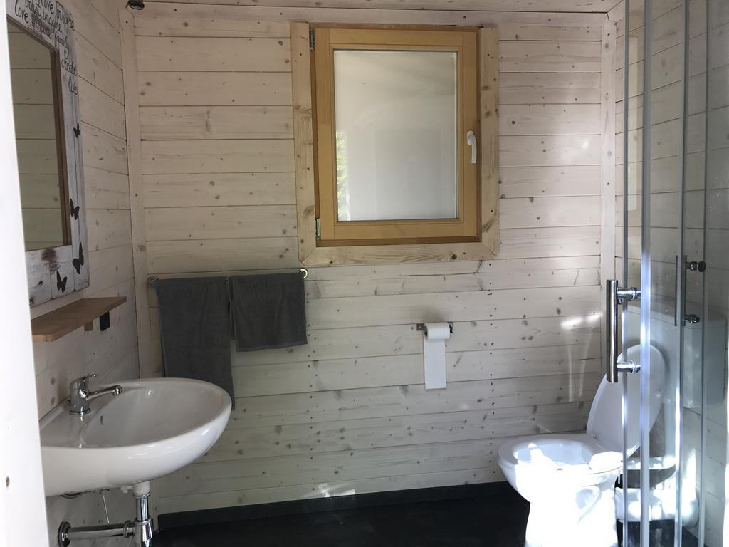Hotel Schlaffass - Schlafen Im Holzfass Tattendorf Exterior foto